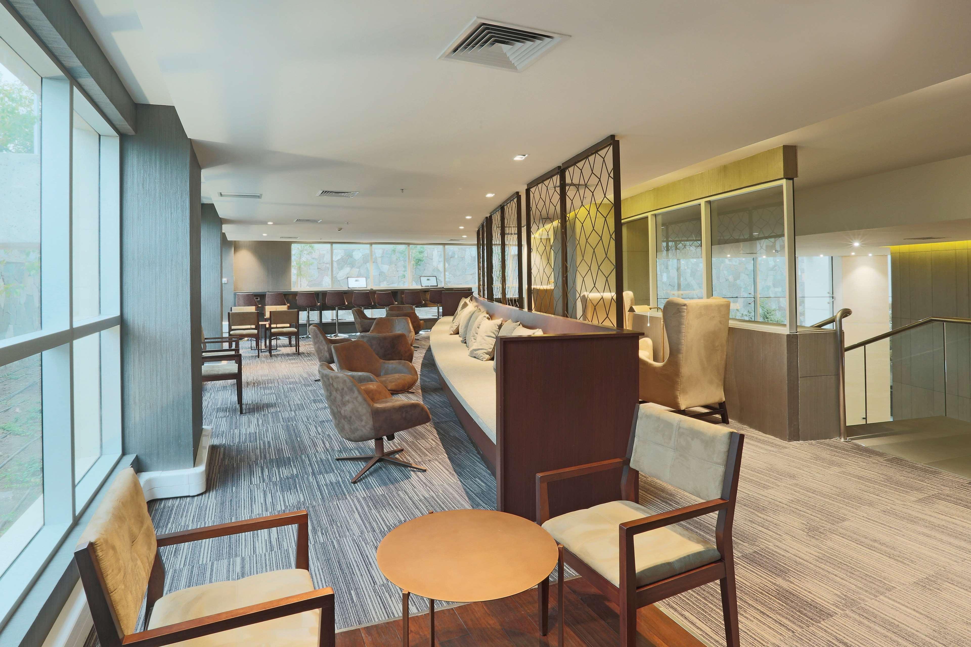Doubletree By Hilton Santiago Kennedy, Chile Hotel Kültér fotó