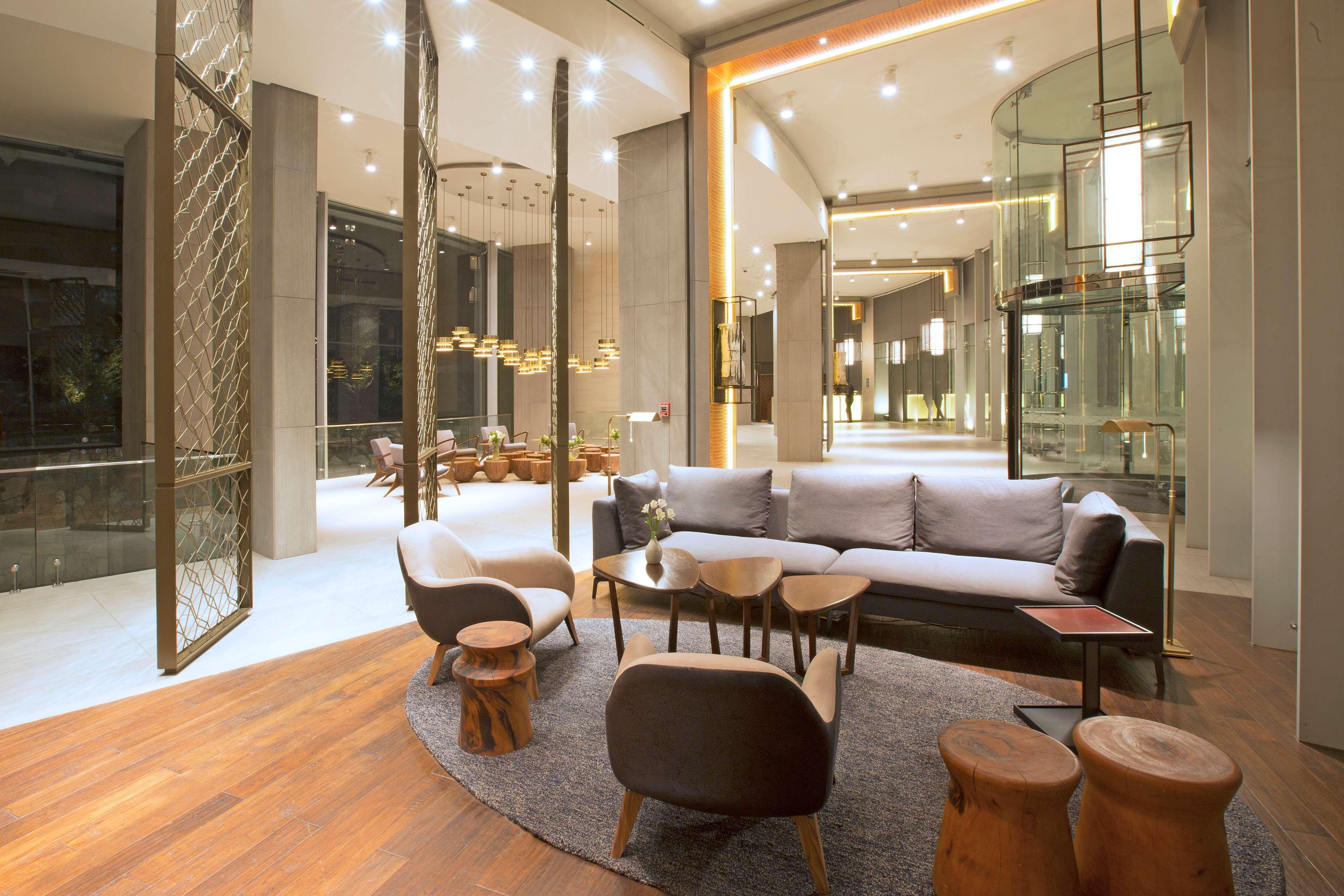 Doubletree By Hilton Santiago Kennedy, Chile Hotel Kültér fotó