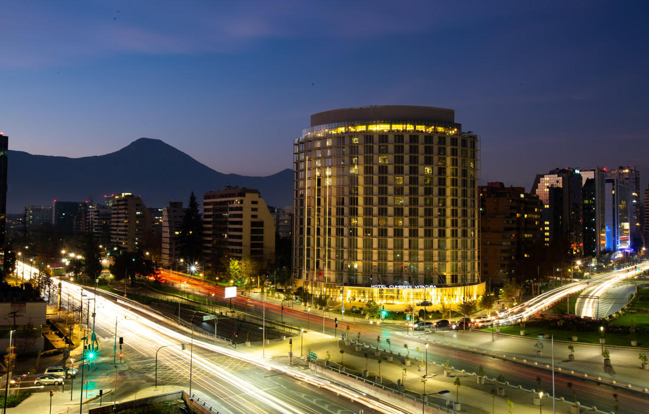 Doubletree By Hilton Santiago Kennedy, Chile Hotel Kültér fotó